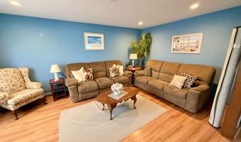 411 Woodland Ave, Avon By The Sea, NJ 07717