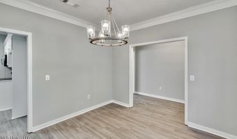 301 White Oak Dr, Brandon, MS 39047
