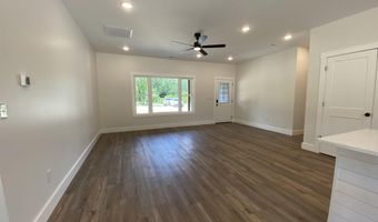 16 Trinton Ave, Bedford, IN 47421