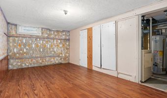 92 Baker St, Andover, NJ 07801