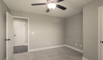 16910 Tucker Ct, Basehor, KS 66007