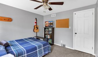 24 Rosewood Dr, Amherst, NY 14221