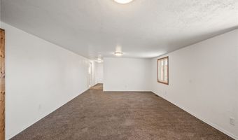 811 Safari Dr, Bullhead City, AZ 86442