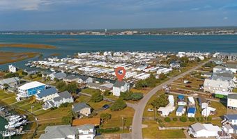 301 Old Causeway Rd, Atlantic Beach, NC 28512