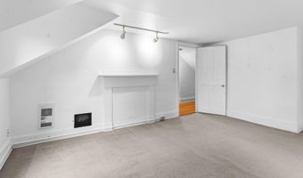 15 Grant St, Bangor, ME 04401