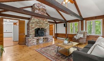 12 Lord Jeffrey Dr, Amherst, NH 03031