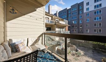 1020 N STAFFORD St 311, Arlington, VA 22201