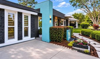 1050 Blackwood St, Altamonte Springs, FL 32701