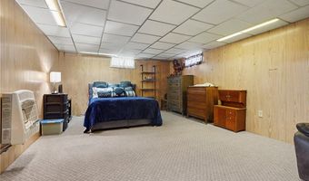 1540 Lilly Ln, Alliance, OH 44601