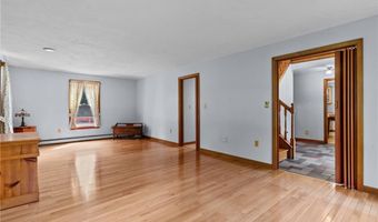 394 Maureen Cir, Burrillville, RI 02839