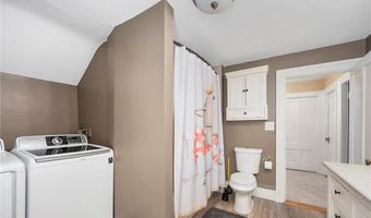 15 Park Ave, Burrillville, RI 02830