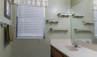 12386 Pawnee Rd, Apple Valley, CA 92308
