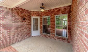 160 Apple Blossom Dr, Brandon, MS 39047
