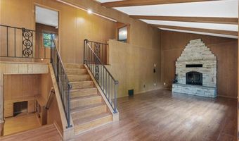 321 Dunham Dr, Anoka, MN 55303