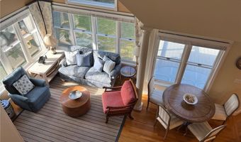 611 Wolcott Ave, Middletown, RI 02842