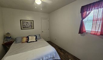 819 E Washington Ave, Ava, MO 65608