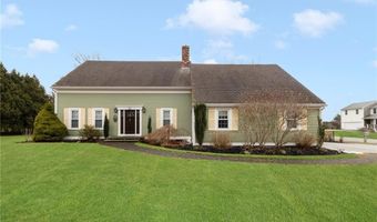 53 River Run Rd, Middletown, RI 02842