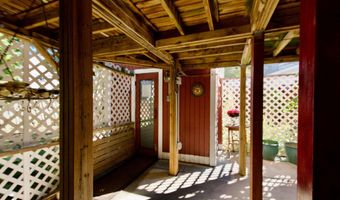 7052 WARDELL St, Annandale, VA 22003