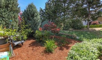 16056 NW TELSHIRE Dr, Beaverton, OR 97006