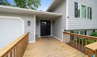 1513 E Sylvan Cir, Brandon, SD 57005