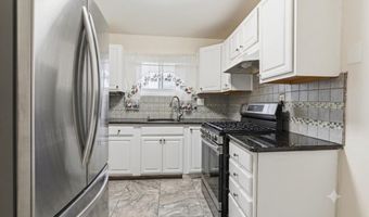 3414 Great Neck Rd, Amityville, NY 11701