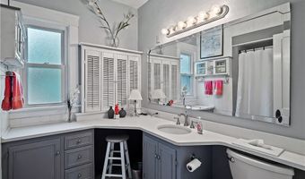 188 Jackson St, Amherst, OH 44001