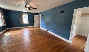 1207 8th St, Aurora, NE 68818