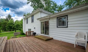 40581 N Sunset Dr, Antioch, IL 60002