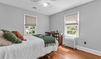 81 7th Ave, Atlantic Highlands, NJ 07716