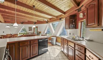 152 Sir Edwards Way, Becket, MA 01223