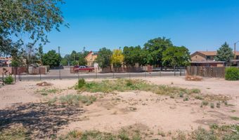 1124 Arizona St St SE, Albuquerque, NM 87108