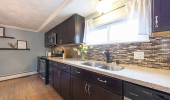 9 Pequot Ave, Cumberland, RI 02864