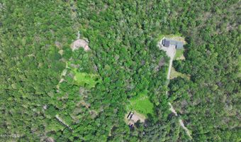289 Algerie Rd, Becket, MA 01223