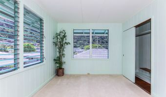 149 Hiolani Pl, Honolulu, HI 96813