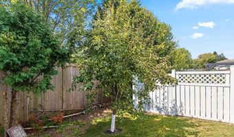 3303 E HEIDEMANN Dr, Appleton, WI 54915
