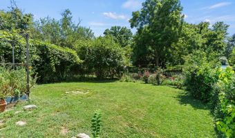 6717 Bramble Ave, Cincinnati, OH 45227