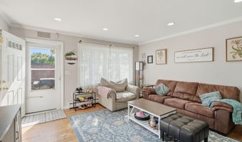 311 Pine St, Lakehurst, NJ 08733