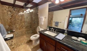 319 Kaelepulu Dr 202, Kailua, HI 96734
