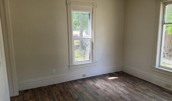 814 N Clinton St, Albion, MI 49224