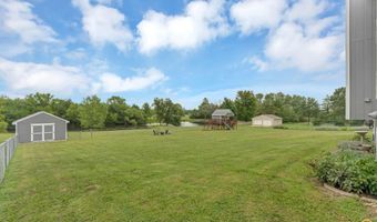 8244 SW Indian Hills Rd, Auburn, KS 66402