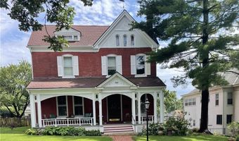 320 Parallel St, Atchison, KS 66002