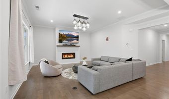 159 Waverly Dr, Alpharetta, GA 30004
