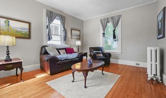12 E Summer St, Bangor, ME 04401