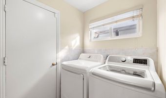 6425 E Shady Valley Ln, Anaheim, CA 92807