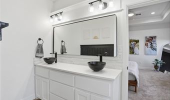 3312 Continental Ct, Altus, OK 73521