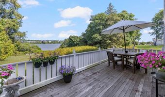 44 Bliss Mine Rd 10, Middletown, RI 02842