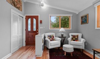 4712 SURRY Pl, Alexandria, VA 22304