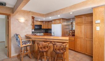 15825 Garden View Dr, Apple Valley, MN 55124