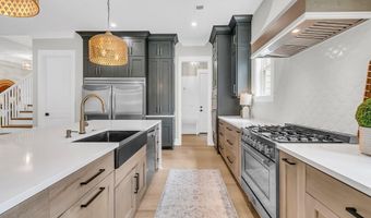 7878 Gull Bay Dr, Awendaw, SC 29429