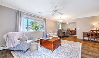 583 Pocasset Ct, Warwick, RI 02886